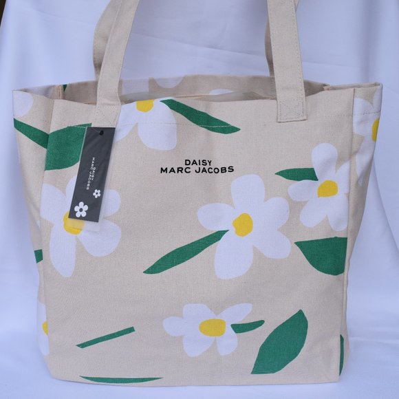 Marc Jacobs Handbags - MARC JACOBS Daisy Tote with Cosmetic Pouch in Cream Flowery Pattern